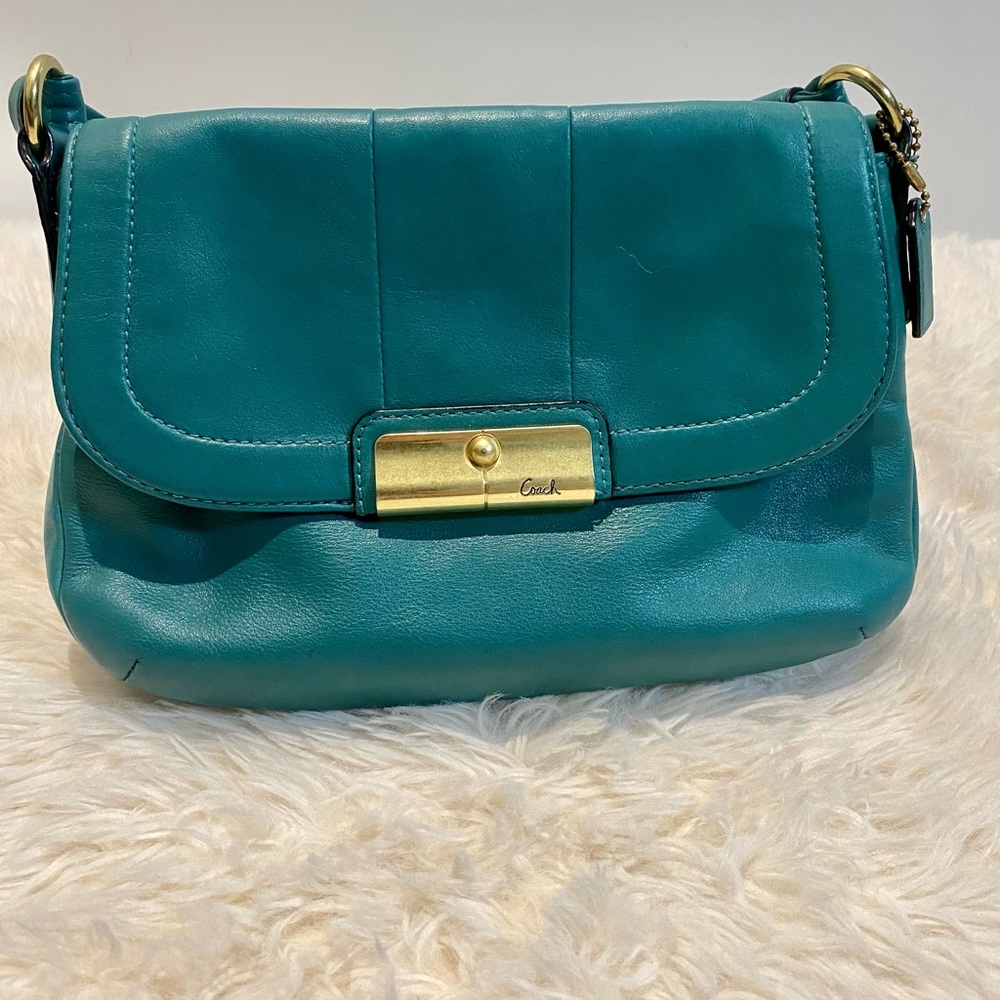 Coach leather shoulder bag
